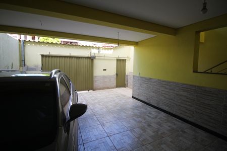 Casa à venda com 245m², 4 quartos e 3 vagasGaragem