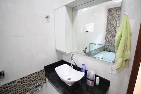 Casa à venda com 245m², 4 quartos e 3 vagasSuite Quarto 2