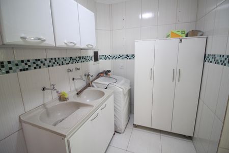 Casa à venda com 245m², 4 quartos e 3 vagasÁrea de Serviço