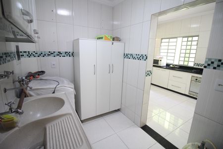 Casa à venda com 245m², 4 quartos e 3 vagasÁrea de Serviço