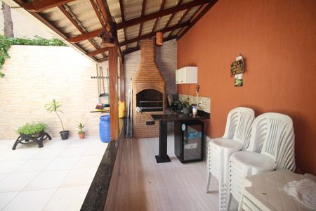 Casa à venda com 245m², 4 quartos e 3 vagasQuintal e Area Gourmet