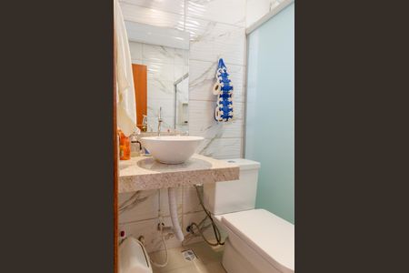 Apartamento à venda com 155m², 3 quartos e sem vagaBanheiro social