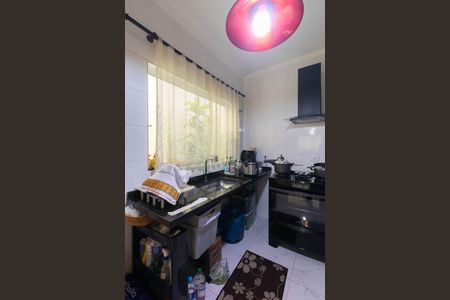 Casa de condomínio à venda com 95m², 2 quartos e 1 vagaSala e Cozinha