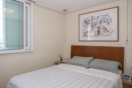 Apartamento à venda com 70m², 2 quartos e 2 vagasSuíte