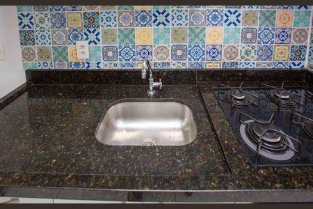 Apartamento para alugar com 65m², 2 quartos e 1 vagaCozinha