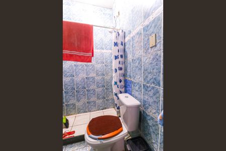 Casa à venda com 268m², 4 quartos e 2 vagasBanheiro da Suíte 2