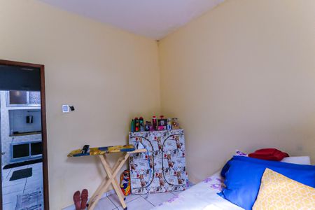 Casa à venda com 268m², 4 quartos e 2 vagasQuarto