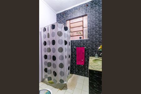 Casa à venda com 268m², 4 quartos e 2 vagasBanheiro