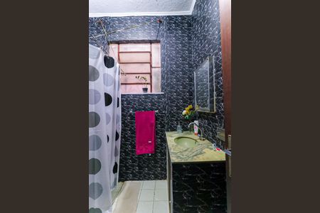 Casa à venda com 268m², 4 quartos e 2 vagasBanheiro