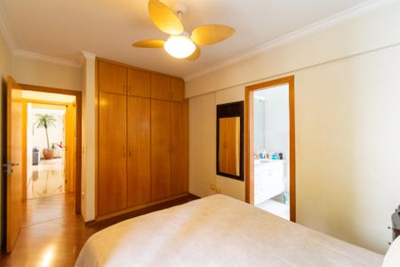 Apartamento à venda com 145m², 4 quartos e 2 vagasSuíte 1