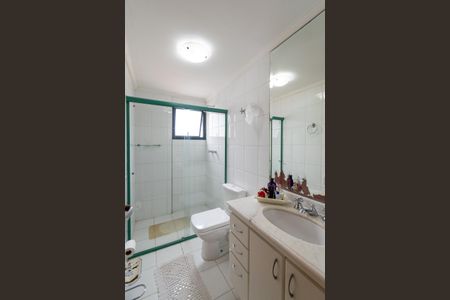 Apartamento à venda com 145m², 4 quartos e 2 vagasSuíte 2 Banheiro 