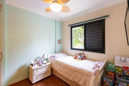 Apartamento à venda com 145m², 4 quartos e 2 vagasQuarto 3