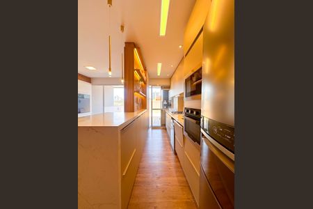 Apartamento para alugar com 138m², 3 quartos e 2 vagasCozinha