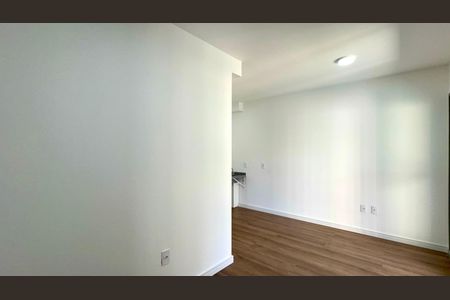 Studio de kitnet/studio para alugar com 1 quarto, 31m² em Cerqueira César, São Paulo