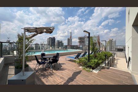 Studio à venda com 31m², 1 quarto e sem vagaPiscina