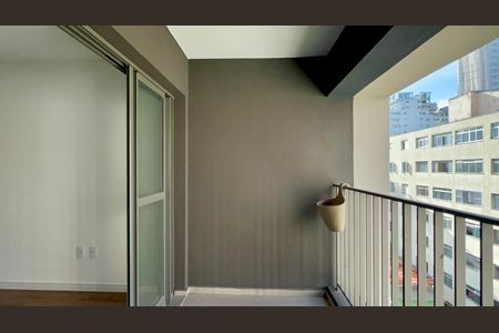 Studio à venda com 31m², 1 quarto e sem vagaVaranda