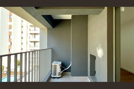 Varanda de kitnet/studio para alugar com 1 quarto, 31m² em Cerqueira César, São Paulo