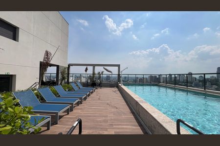 Studio à venda com 31m², 1 quarto e sem vagaPiscina