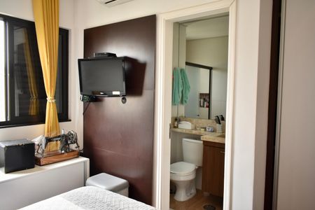 Apartamento à venda com 118m², 2 quartos e 3 vagas Apartamento à venda com 118m², 2 quartos e 3 vagasSuíte