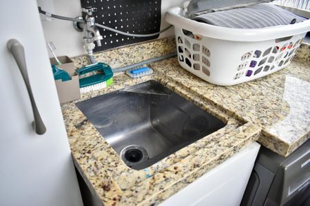 Apartamento à venda com 118m², 2 quartos e 3 vagas Apartamento à venda com 118m², 2 quartos e 3 vagasÁrea de Serviço