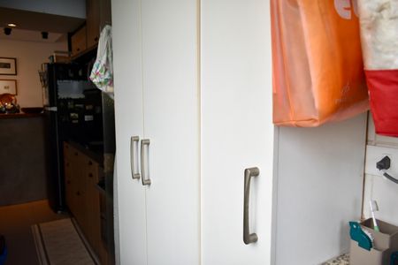 Apartamento à venda com 118m², 2 quartos e 3 vagas Apartamento à venda com 118m², 2 quartos e 3 vagasÁrea de Serviço