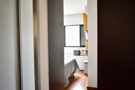 Apartamento à venda com 118m², 2 quartos e 3 vagas Apartamento à venda com 118m², 2 quartos e 3 vagasSuíte