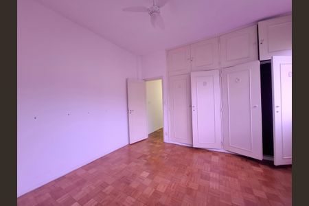Apartamento à venda com 120m², 3 quartos e 1 vagaSuíte 