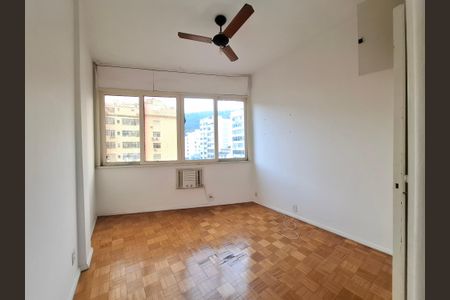 Apartamento à venda com 120m², 3 quartos e 1 vagaQuarto 2