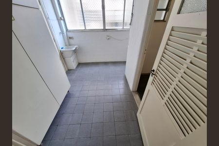Apartamento à venda com 120m², 3 quartos e 1 vagaÁrea de serviço 