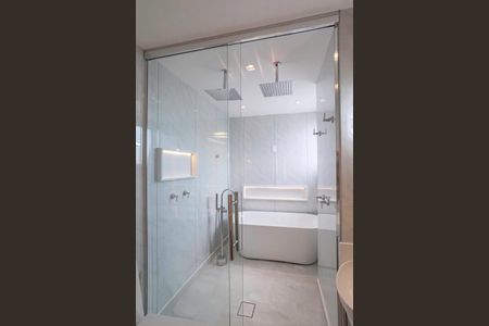 Apartamento à venda com 120m², 3 quartos e 2 vagasBanheiro da suíte 