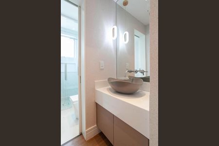 Apartamento à venda com 120m², 3 quartos e 2 vagasBanheiro social 