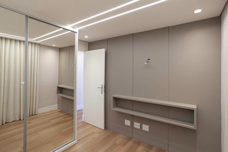 Apartamento à venda com 120m², 3 quartos e 2 vagasQuarto 2