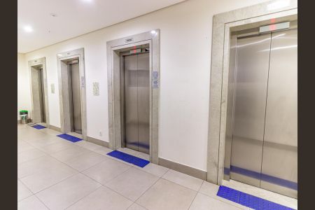 Apartamento à venda com 42m², 1 quarto e sem vagaÁrea comum