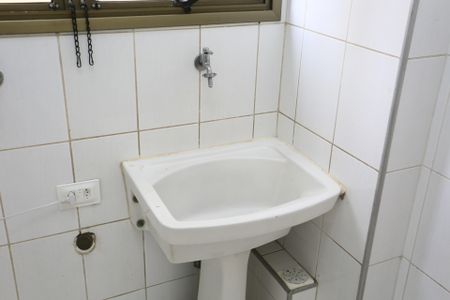 Apartamento para alugar com 105m², 3 quartos e 2 vagas Apartamento para alugar com 105m², 3 quartos e 2 vagasÁrea de Serviço