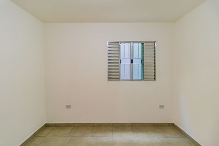 Casa para alugar com 42m², 2 quartos e 1 vagaQuarto