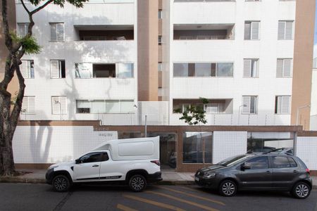 Apartamento à venda com 145m², 3 quartos e 3 vagasFachada