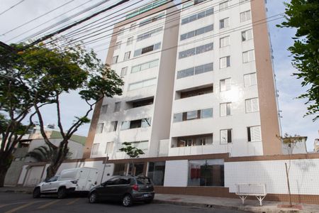 Apartamento à venda com 145m², 3 quartos e 3 vagasFachada