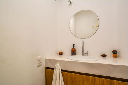 Apartamento à venda com 105m², 3 quartos e 1 vaga Apartamento à venda com 105m², 3 quartos e 1 vagaBanheiro Social