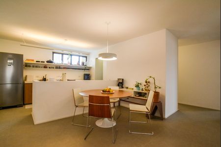 Apartamento à venda com 105m², 3 quartos e 1 vaga Apartamento à venda com 105m², 3 quartos e 1 vagaSala de Jantar