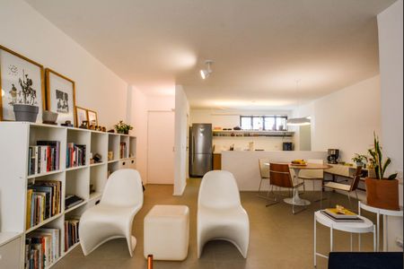 Apartamento à venda com 105m², 3 quartos e 1 vaga Apartamento à venda com 105m², 3 quartos e 1 vagaSala