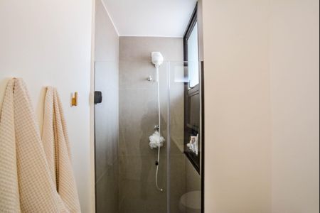 Apartamento à venda com 105m², 3 quartos e 1 vaga Apartamento à venda com 105m², 3 quartos e 1 vagaBanheiro da Suíte 2