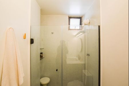 Apartamento à venda com 105m², 3 quartos e 1 vaga Apartamento à venda com 105m², 3 quartos e 1 vagaBanheiro da Suíte 1