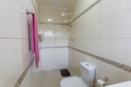 Casa à venda com 700m², 16 quartos e 1 vagaCasa 1 banheiro da suíte 1