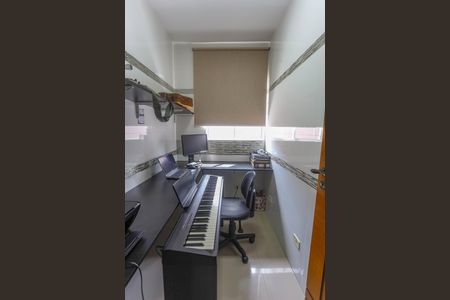 Casa à venda com 700m², 16 quartos e 1 vagaCasa 1 - salinha