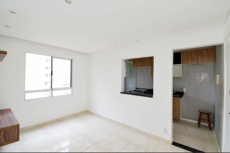 Sala de apartamento para alugar com 2 quartos, 44m² em Ponte Grande, Guarulhos