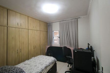 Casa para alugar com 175m², 3 quartos e 1 vagaQuarto 2