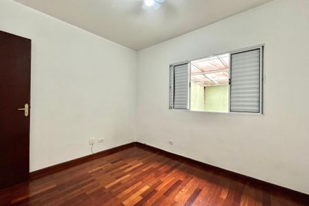 Casa à venda com 150m², 3 quartos e 2 vagasQuarto 2