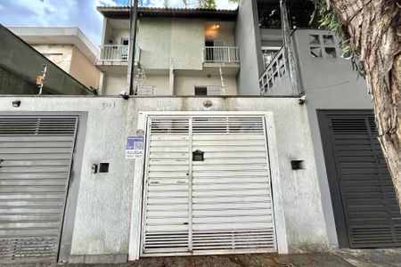 Casa à venda com 150m², 3 quartos e 2 vagasFachada