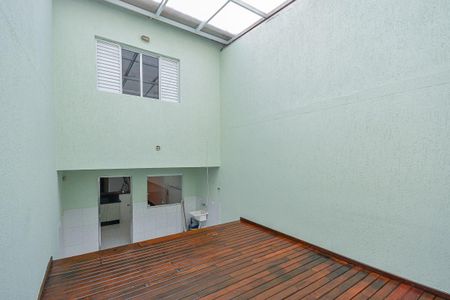 Casa à venda com 150m², 3 quartos e 2 vagasDeck
