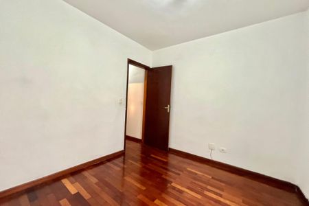 Casa à venda com 150m², 3 quartos e 2 vagasQuarto 2